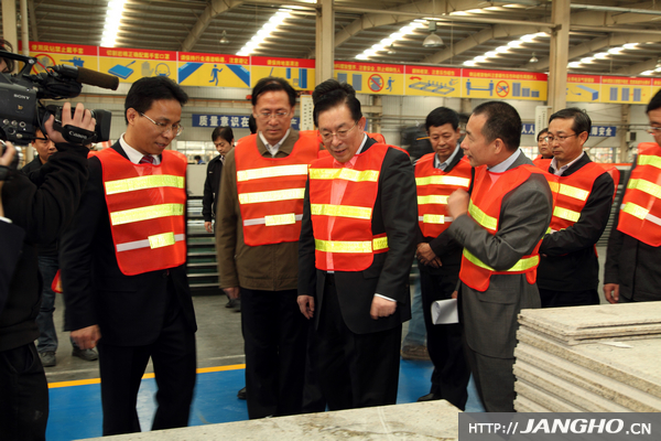 骆琳莅临918博天堂幕墙视察调研